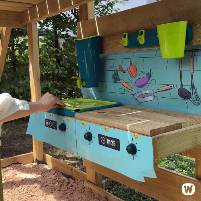 Childrens outdoor kitchen Muddey Play